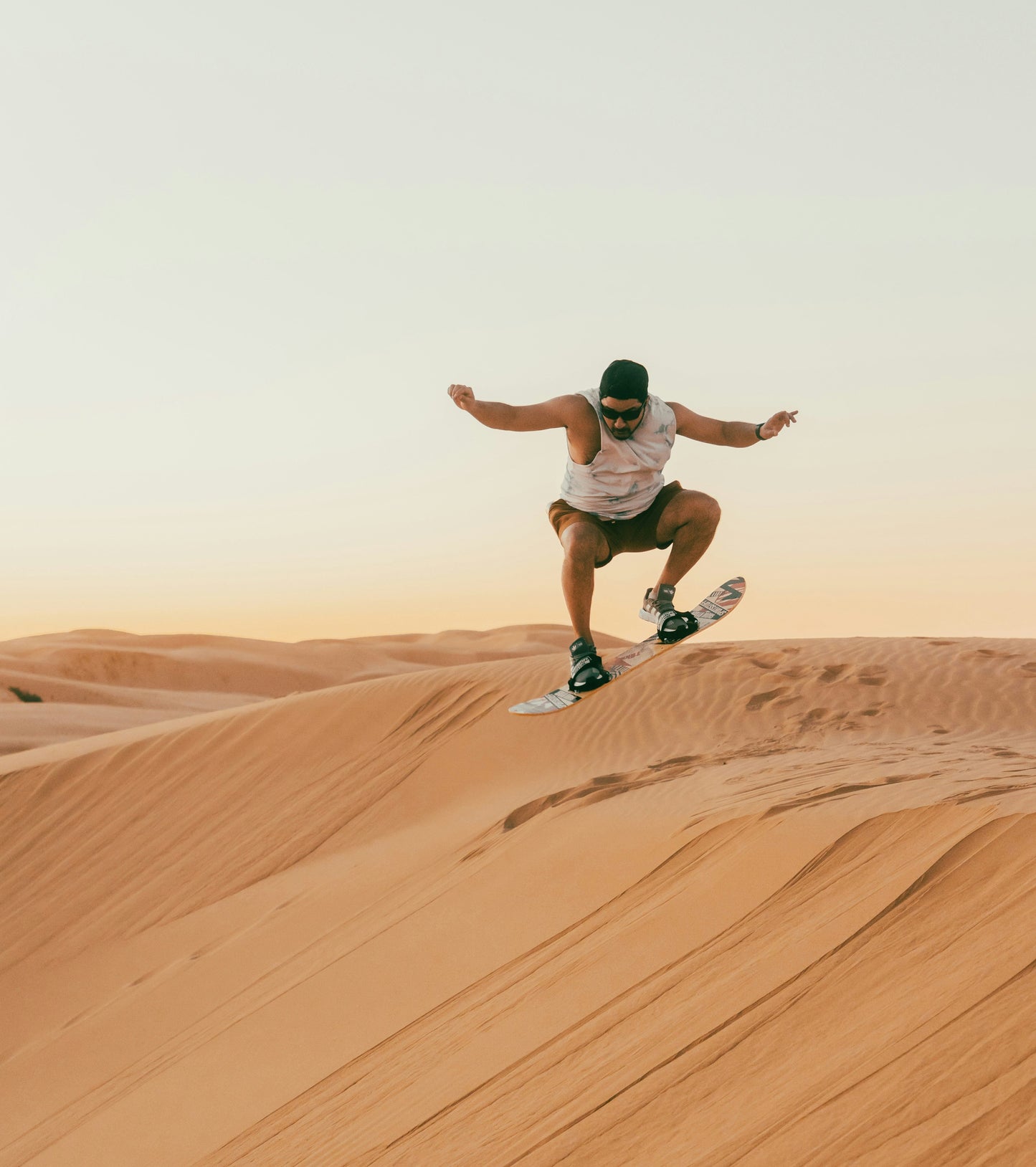 Desert_Safari_sandboarding