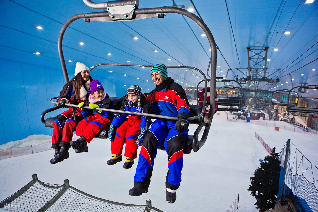 Ski Dubai Chairlift ride 