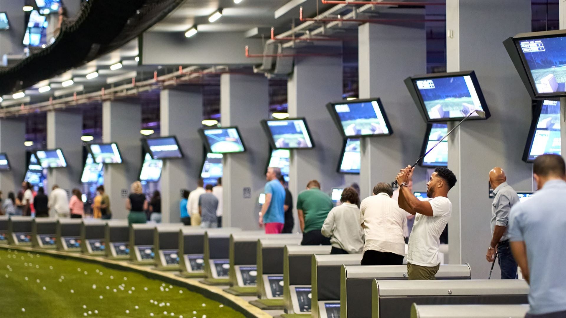 Topgolf_dubai_Bay_view