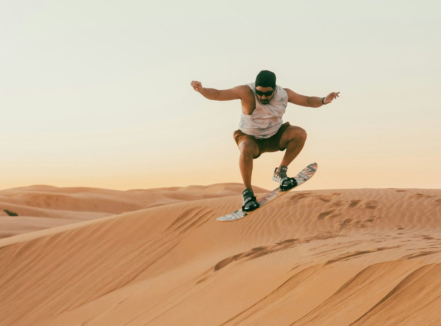 Desert_Safari_sandboarding